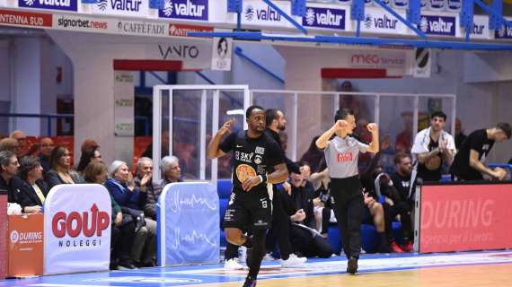 Valtur Brindisi-Apu Udine 89-81, LE PAGELLE: Hickey e Ambrosin non bastano. Il PalaPentassuglia si rivela una trappola