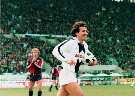 L'11 settembre 1983 ci fu l'esordio di Zico con la maglia dell'Udinese