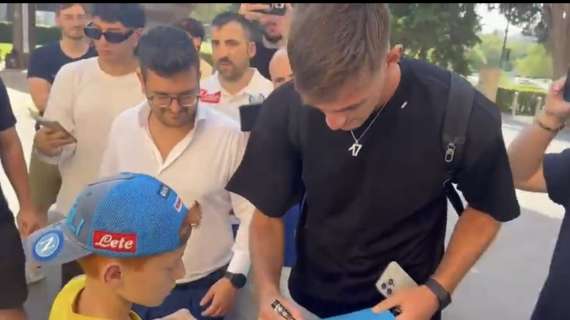 Napoli, terminate ora le visite mediche per Lorenzo Lucca