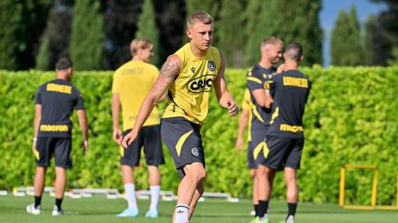 David Pejicic in campo nella vittoria della Slovenia U19