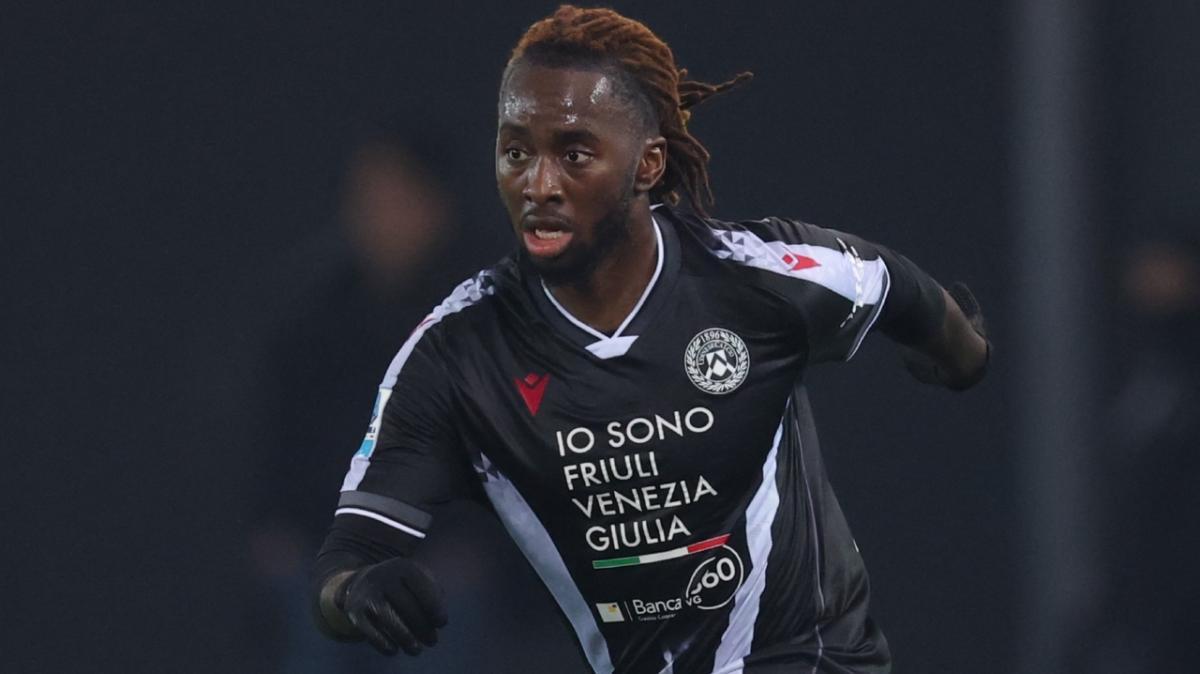 Udinese, Zemura via Instagram: "Starò fuori per un po’, ma non ho altra scelta se non rialzarmi e ripartire"