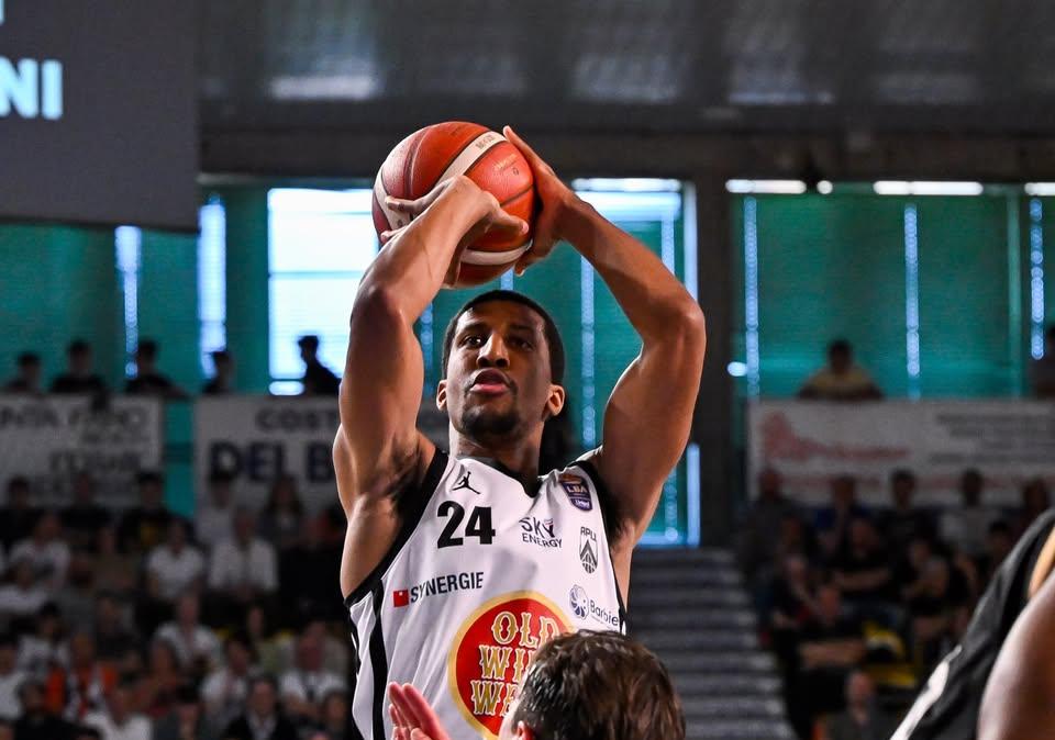Apu Udine-Aquila Basket Trento 69-76, LE PAGELLE: i bianconeri salutano il Carnera con una sconfitta