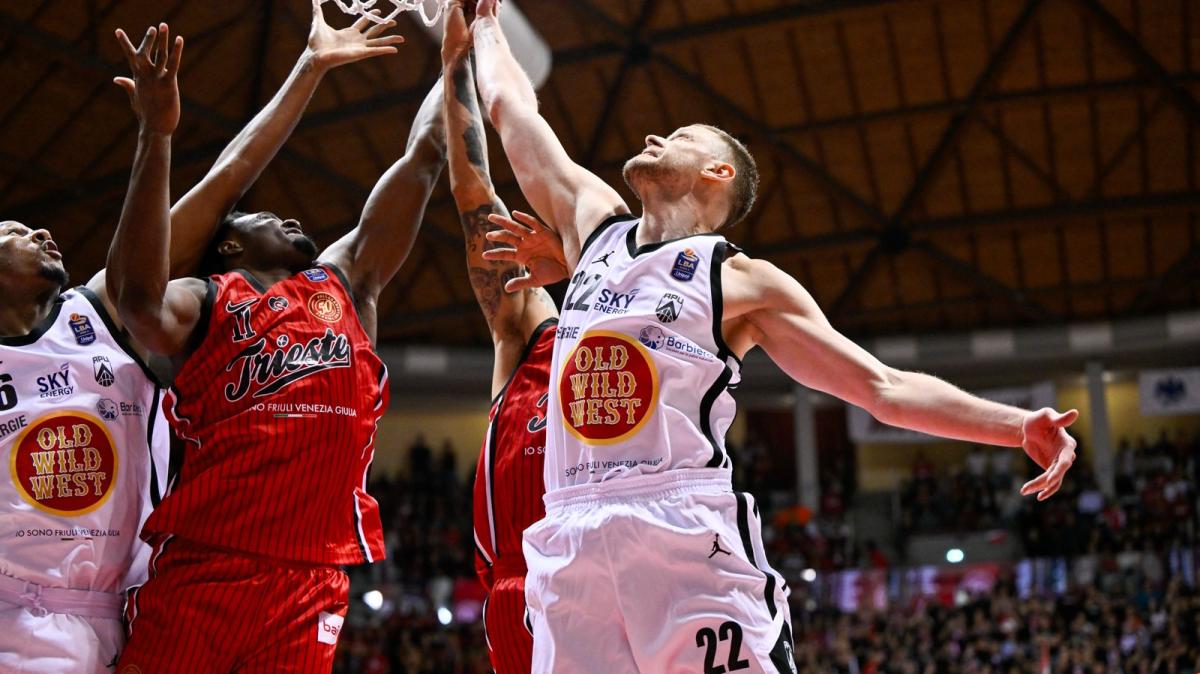 LBA, quando si gioca il derby tra APU Udine e Pallacanestro Trieste: data e orario del derby