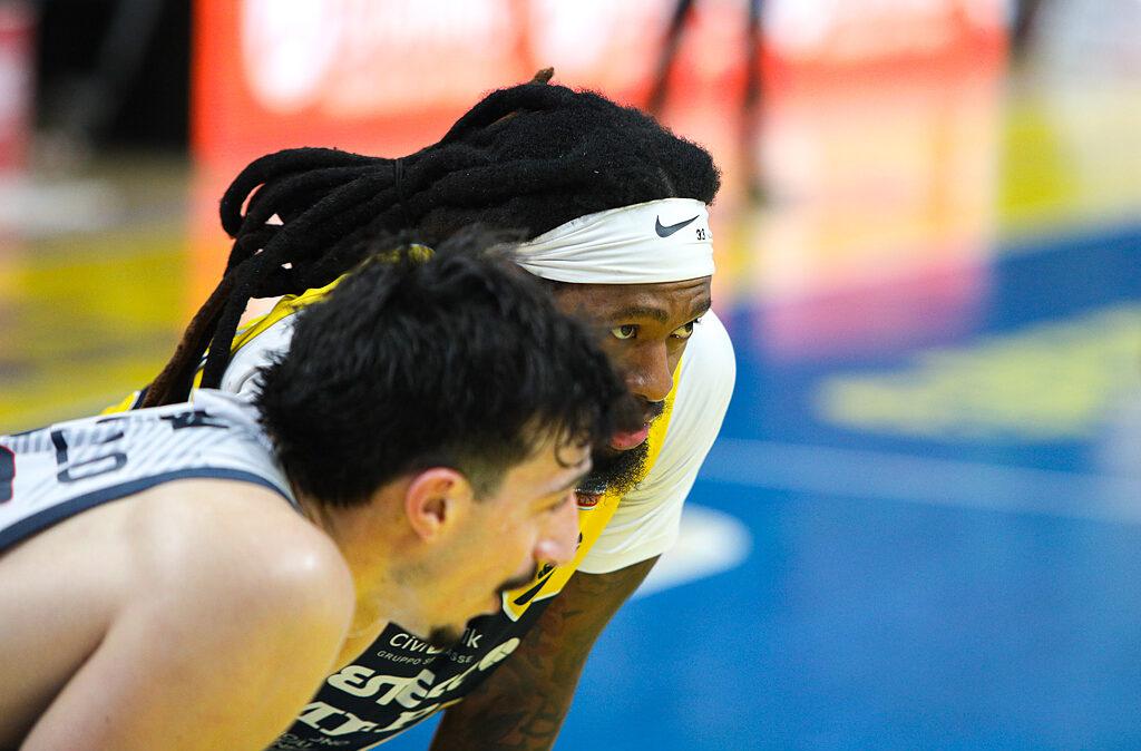 Urania Milano-UEB Cividale 90-80, LE PAGELLE: serata storta, si salva solo Freeman 