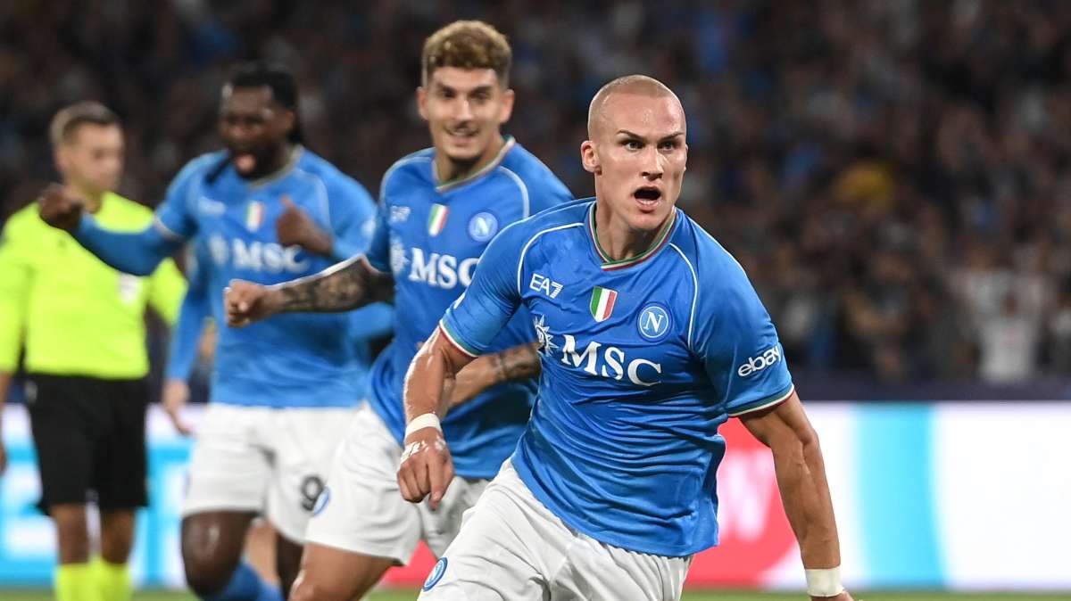 Perez-Napoli, l’Udinese vorrebbe inserire Ostigard nella trattativa