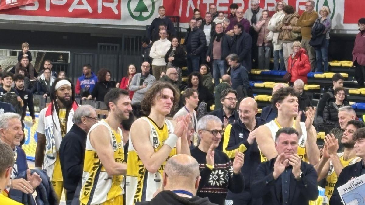 UEB Cividale, Micalich conferma l'addio di Ferrari: sarà un nuovo giocatore della Virtus Bologna