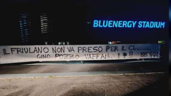 Udinese, duro striscione contro la dirigenza apparso fuori dallo stadio