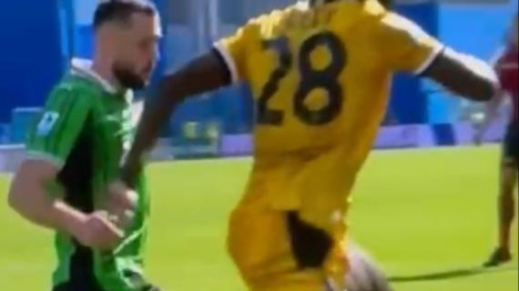 Udinese, altro rigore tolto contro il Sassuolo: non c'è fallo nel contatto Solet-Walukiewicz