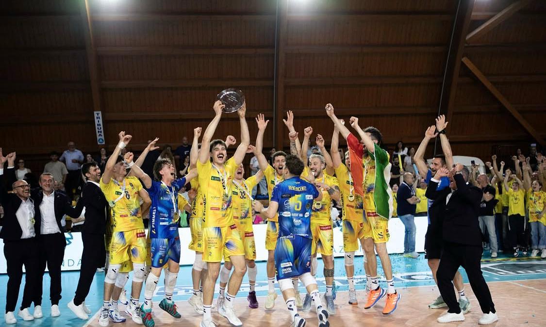 Fedriga celebra la Tinet: "Scritta una pagina di storia sportiva"