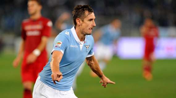 Serie A, Klose ritorna mondiale e la Lazio vola: 4-2 al Cagliari 