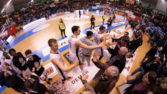 RELIVE Serie A2 Girone Est Extralight Montegranaro-Apu OWW 79-91: RISULTATO FINALE