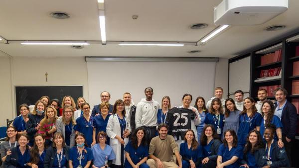 Udinese, una delegazione in visita alla Clinica Pediatrica dell'Ospedale