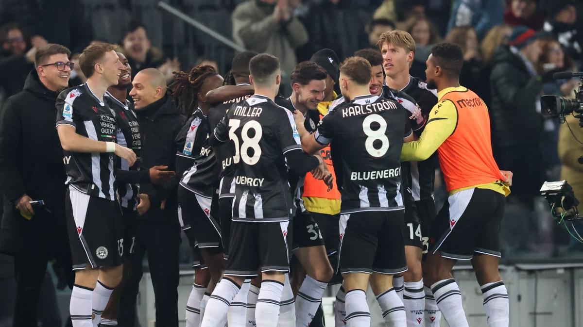 Udinese-Roma 1-0, LE PAGELLE: una delle migliori prestazioni della stagione. Ekkelenkamp ancora uomo copertina