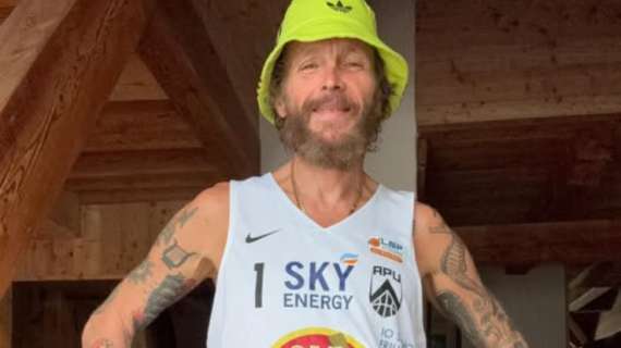 Colpo di scena (e da palco): l’Apu Udine “ingaggia” Lawrence Youngboys... Jovanotti