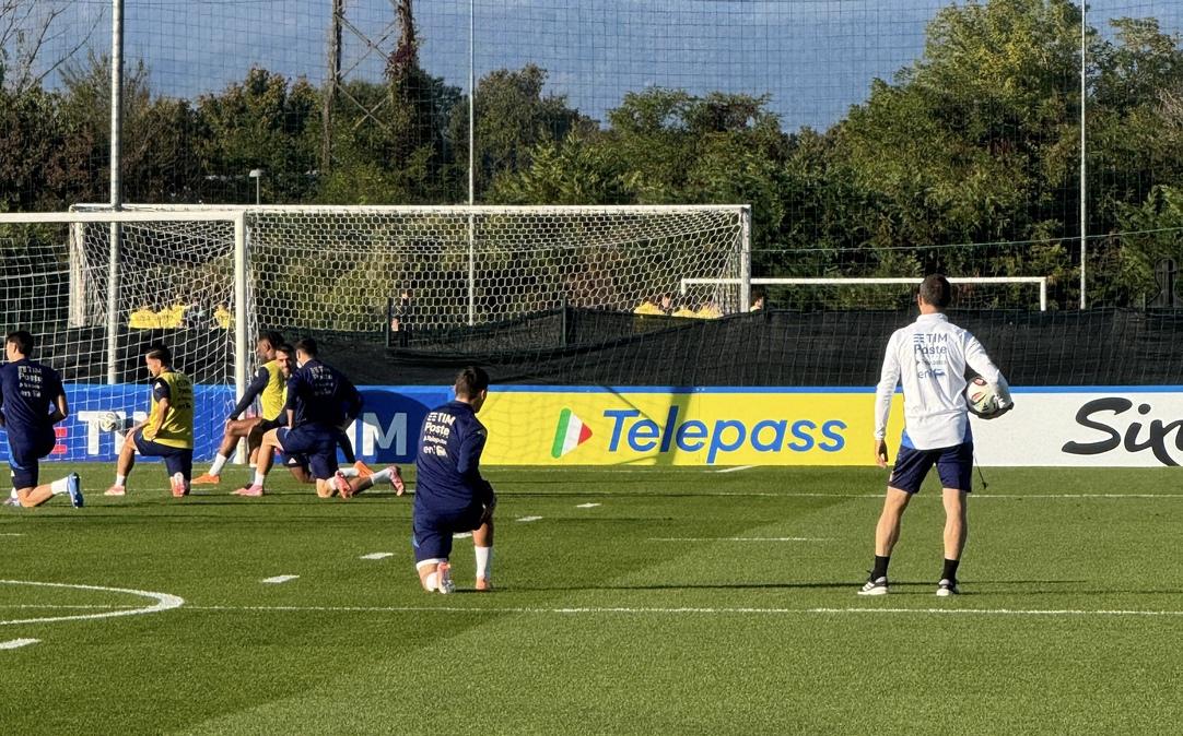 Italia, lavoro individuale per Nicolò Cambiaghi nel corso dell'allenamento