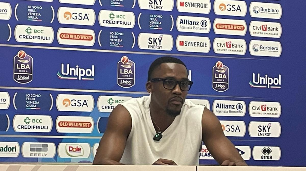 APU Udine-Cantù 95-83, Christon: "Questo è uno dei migliori gruppi in cui ho giocato"
