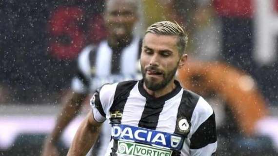 Mazzarri chiede Behrami, l'Udinese risponde no