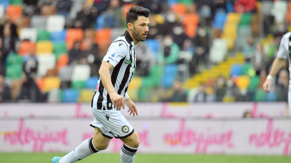 La dedica dell’Udinese per l’addio al calcio dell’ex Tolgay Arslan