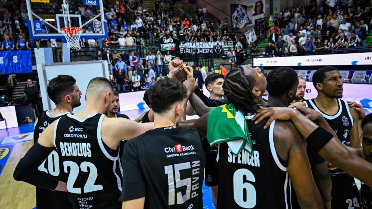 Sassari cade in casa con la Reyer Venezia: l'Apu Udine è aritmeticamente salva!