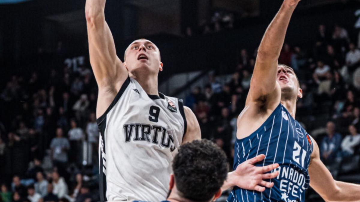 Apu Udine, guarda che Virtus! Crollo degli emiliani in Eurolega: l'Efes vince 91-60
