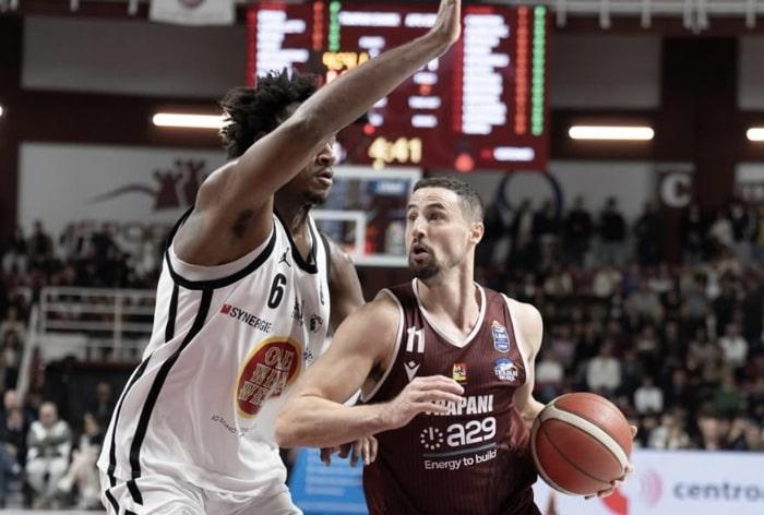 Trapani, Petrucelli: "Abbiamo dimostrato di essere una squadra. Siamo veri professionisti"