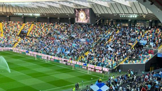 Assediati al Friuli: lo stadio si tinge subito d'azzurro per Udinese-Napoli