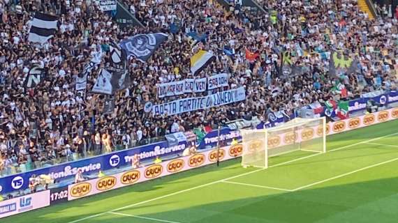Udinese, striscione della Curva Nord: "Basta partite di lunedì!"