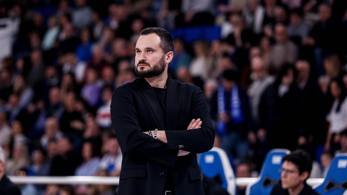 Brescia in difficoltà come non si vede quasi mai al PalaLeonessa. Apu oltre i propri limiti, ha ragione Vertemati