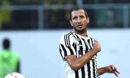 QUI JUVENTUS - Chiellini torna in gruppo, problemi per Marchisio