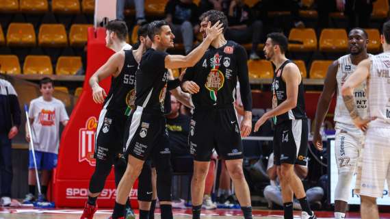 Apu Udine-Cantù 102-110, LE PAGELLE: bianconeri eroici, superiori a tutto e a tutti