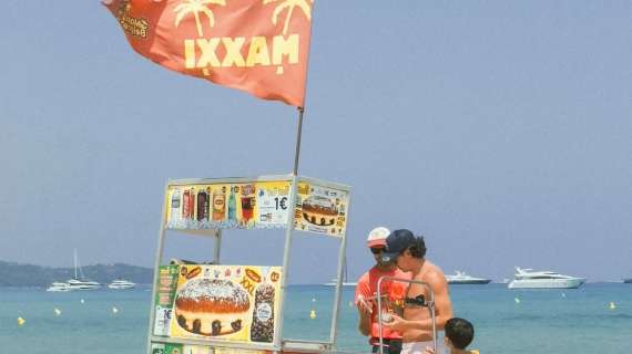 Thauvin tra vacanze, Udinese e futuro: lo scatto a Saint-Tropez