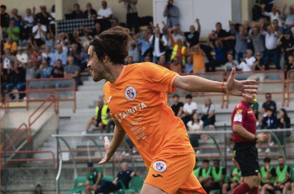Serie D, pazzo Cjarlins Muzane: contro il Calvi Noale la vittoria arriva al 93'