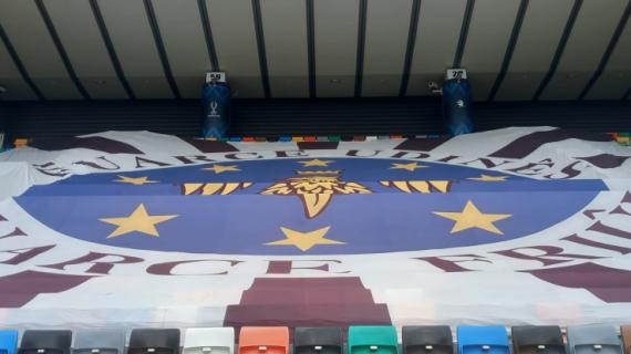 (VIDEO) Ecco il nuovo Bandierone dell'Udinese: il passaggio del testimone