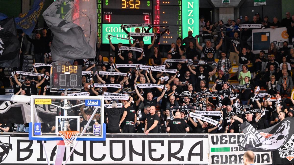 Il PalaCarnera Credifriuli lo fa ancora! Con Varese arriva il 10° sold out consecutivo