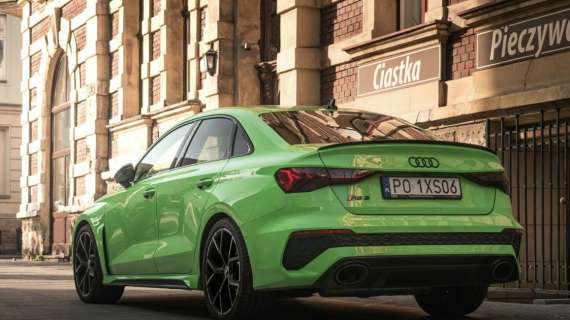 Noleggio Audi RS3 per 1-3 giorni: trucchi per usarla al meglio