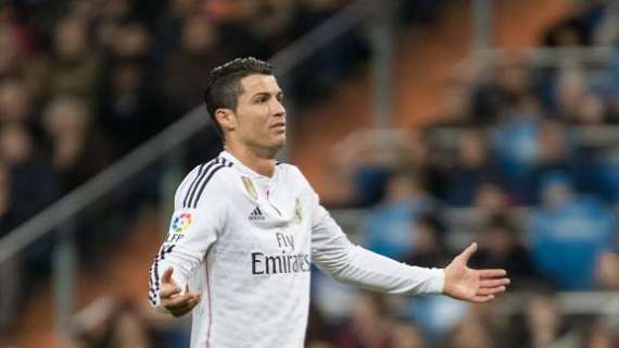 Cristiano Ronaldo ne fa cinque, il Real nove e demolisce il Granada