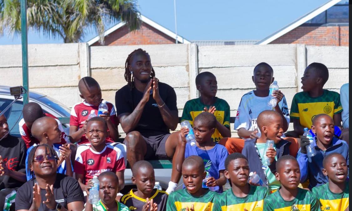 Udinese, Zemura cuore d'oro: la sua fondazione porta aiuti in Zimbabwe