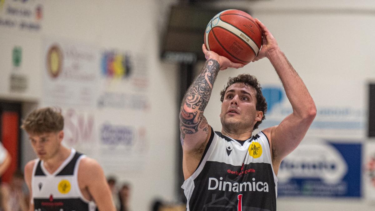 La Dinamo si prende anche Gara 2: vittoria in volata su Gallarate