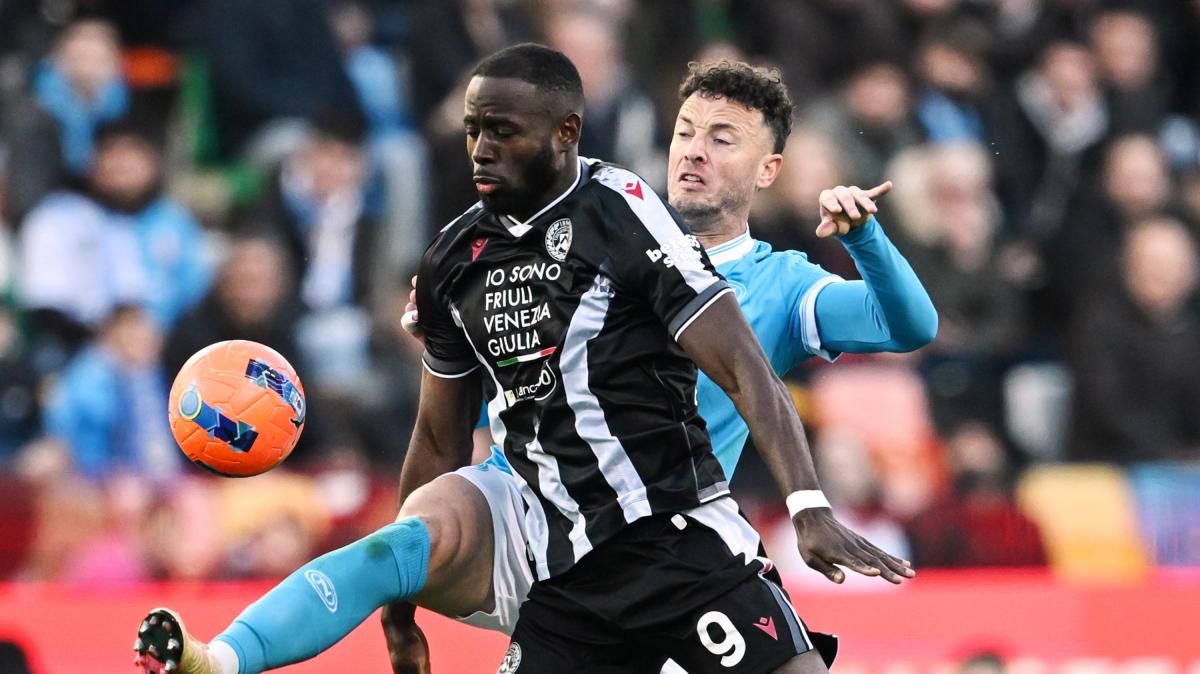 Udinese, Runjaic sul caso Davis: "Non ho motivi per dubitare di lui, vediamo che succederà con le indagini"