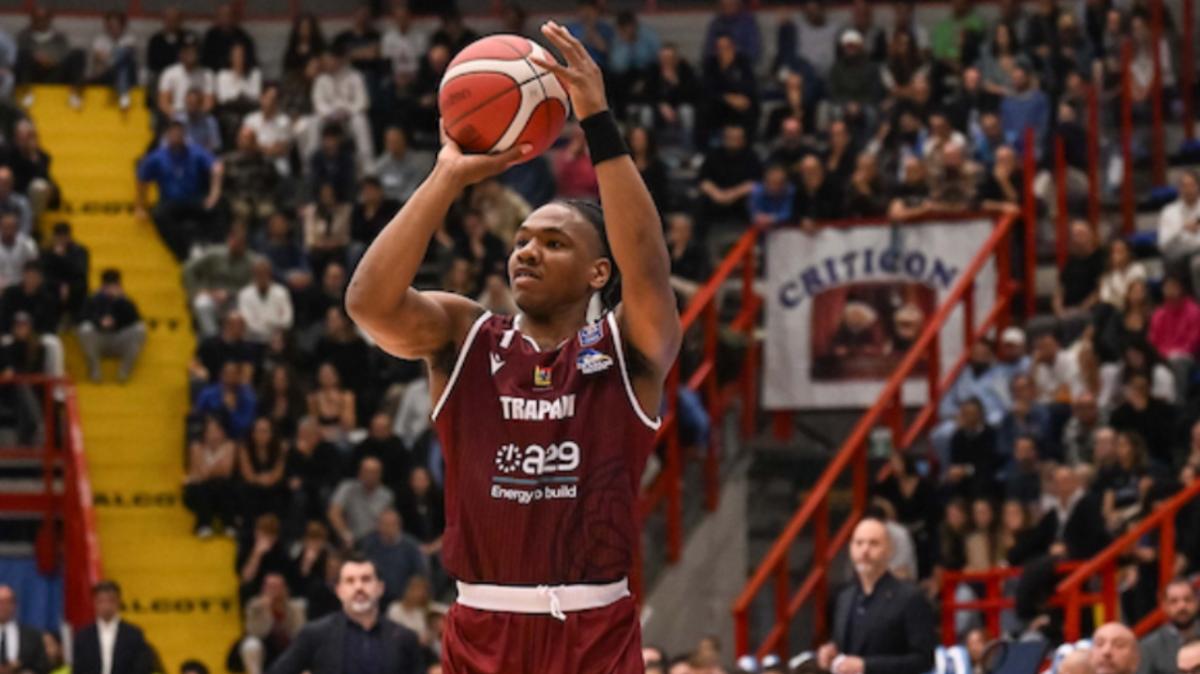 Trapani Shark, Antonini smentisce le voci su JD Notae: "È incedibile”