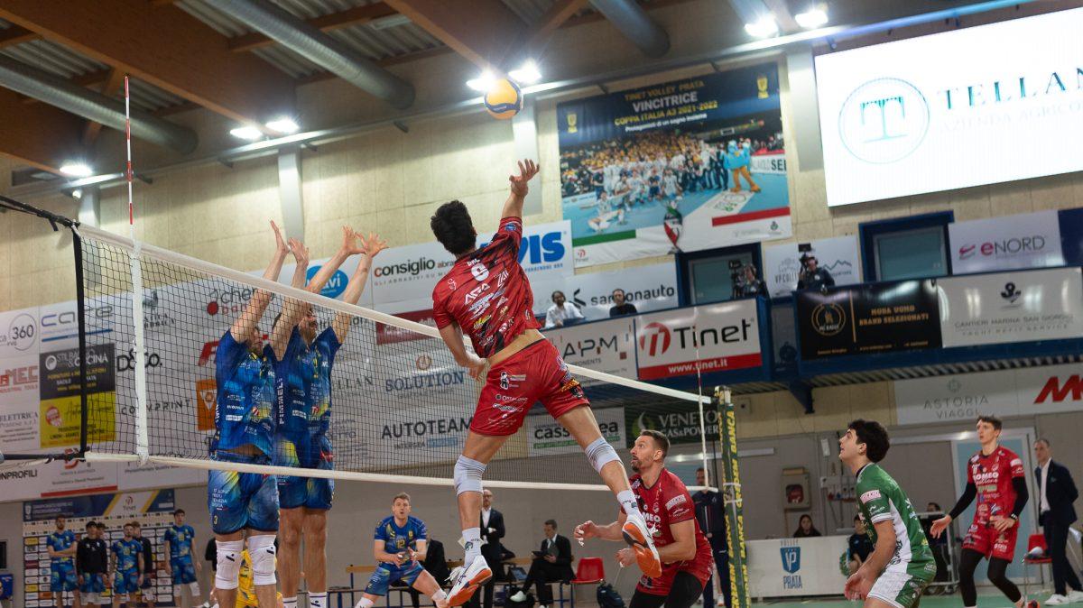 Tinet Prata sconfitta in rimonta a Sorrento: ad aprile saranno playoff