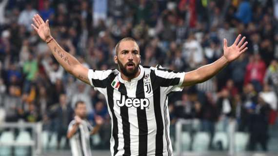 Serie A, Juventus sul velluto, Chievo annientato