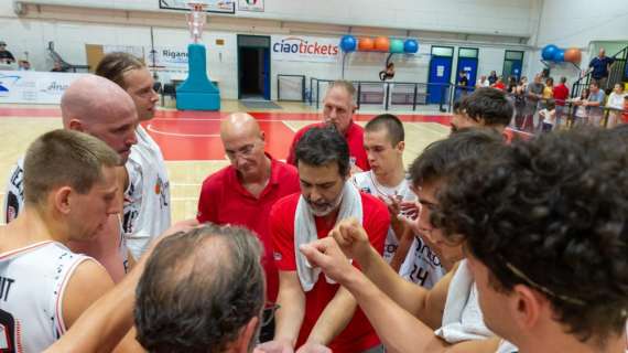 Buona la prima per Michele Antonutti: 11 punti e vittoria per le Falconstar