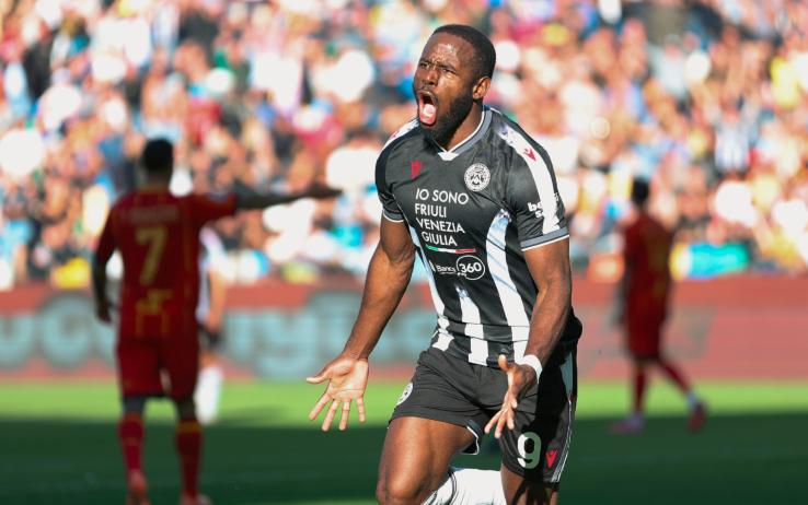 Udinese, Davis: "Ho un contratto fino al 2027 e stiamo iniziando a parlare di rinnovo"