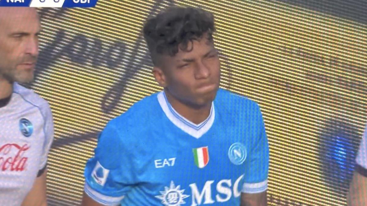 Napoli-Udinese, Conte costretto al cambio forzato dopo pochi minuti: problema per Alisson