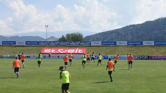 VIDEO Si suda a Santk Veit: allenamento mattutino per l'Udinese