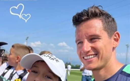 Thauvin e il fan bianconero: la magia di un incontro speciale alla giornata a porte aperte