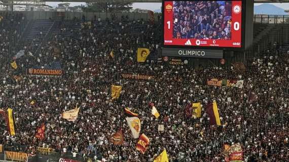 Roma-Udinese, i tifosi giallorossi fanno il loro ingresso alla mezz'ora: cori per De Rossi