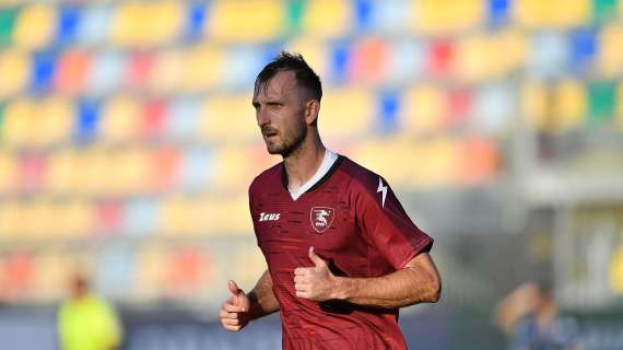 Qui Salernitana - Il granata Gyomber riceverà una targa speciale prima del match con l'Udinese