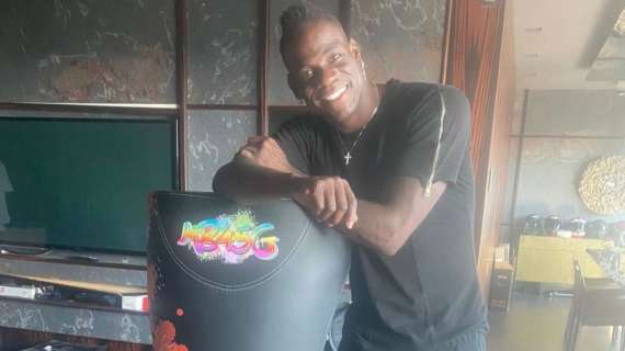 Udinese, Silvestri lancia le sue sedie da gaming "Storm": una in regalo anche per Balotelli